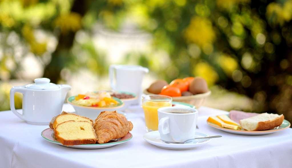 Brit Hotel Confort Pau Lons Szoba fotó